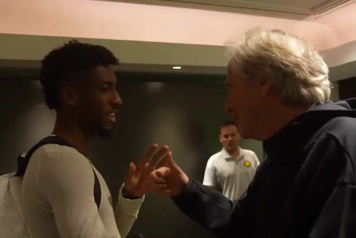 Imagem de contexto do artigo O primeiro contacto entre Jorge Jesus e Coman: "Espanhol? Entiendo..."