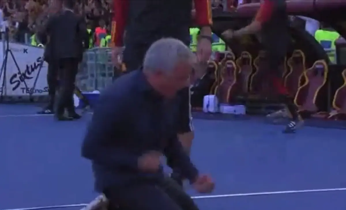 Imagem de contexto do artigo Roma marca aos 90 minutos e Mourinho reage desta forma: ora veja