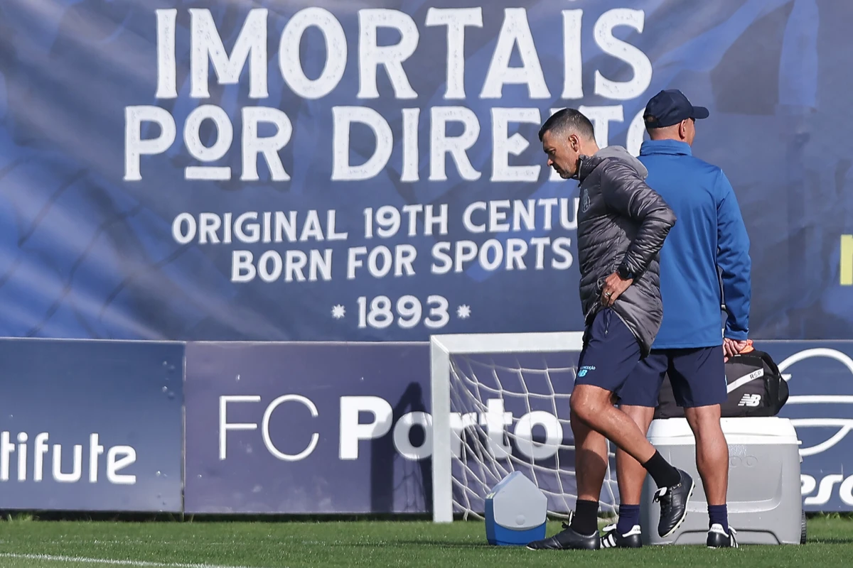 Sérgio Conceição prepara a receção ao Famalicão (Créditos: Ivan del Val/Global Imagens)