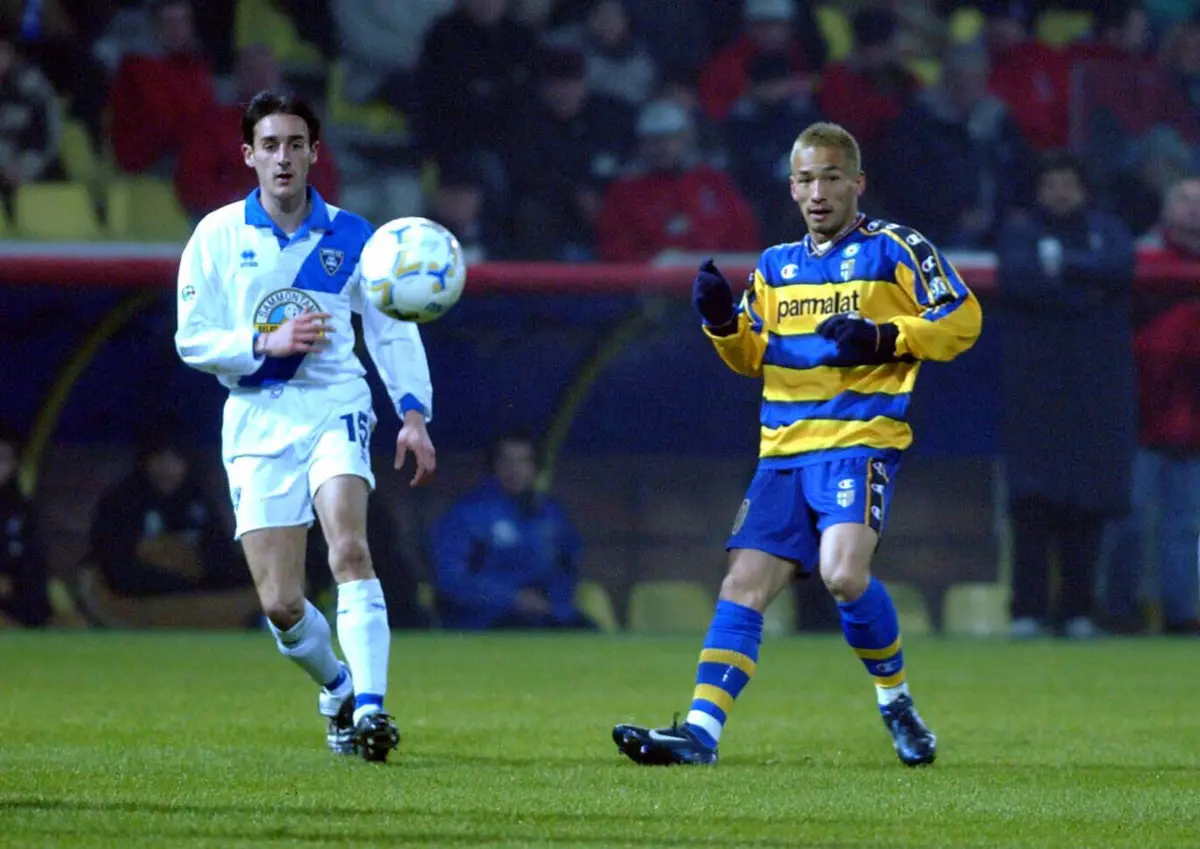 Nakata, à direita (Créditos: D.R.)