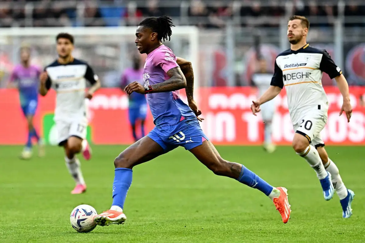 Rafael Leão (Créditos: GABRIEL BOUYS / AFP)