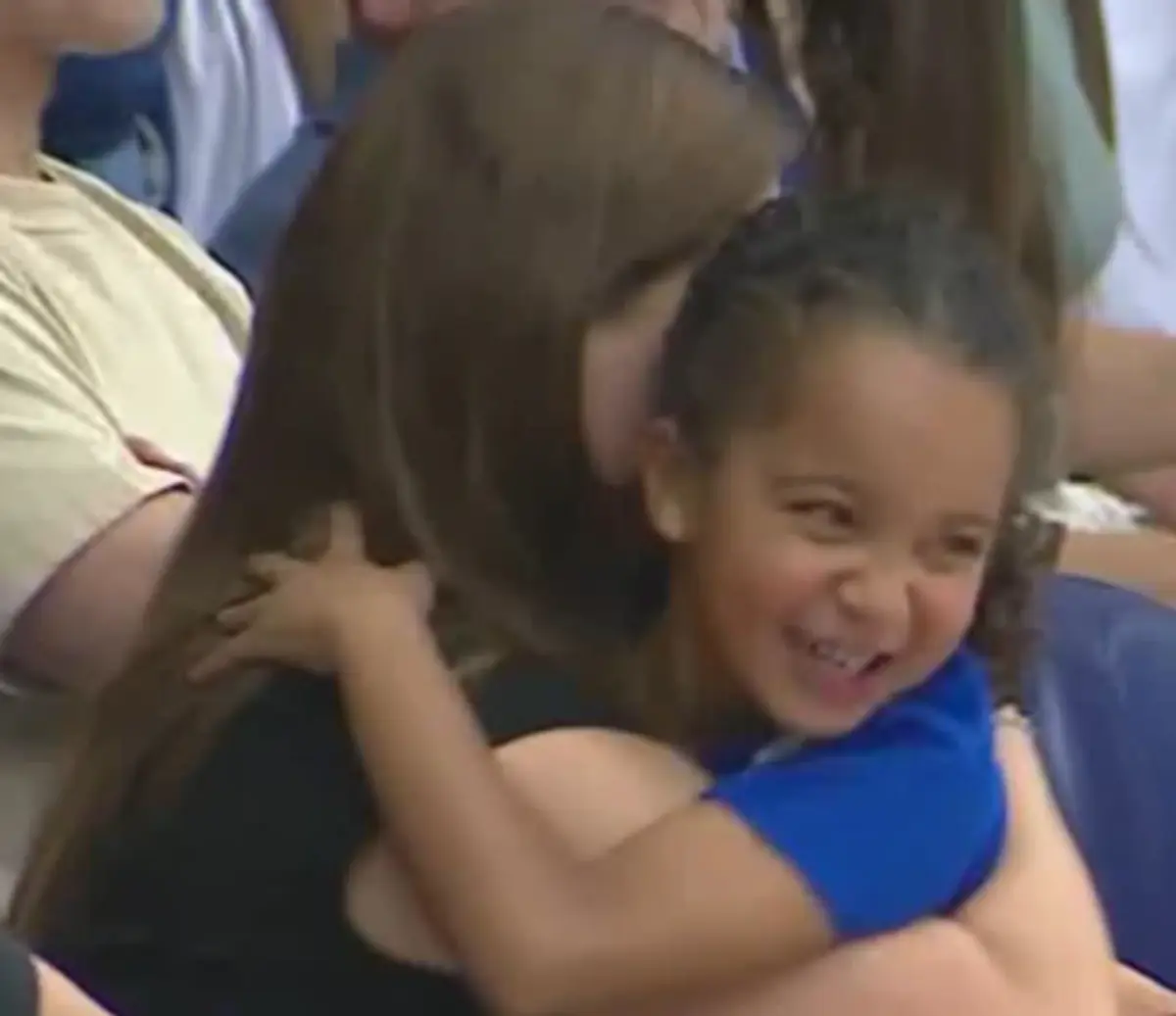 Imagem de contexto do artigo Filha de Quintana festeja golo do FC Porto com a mãe: veja o vídeo