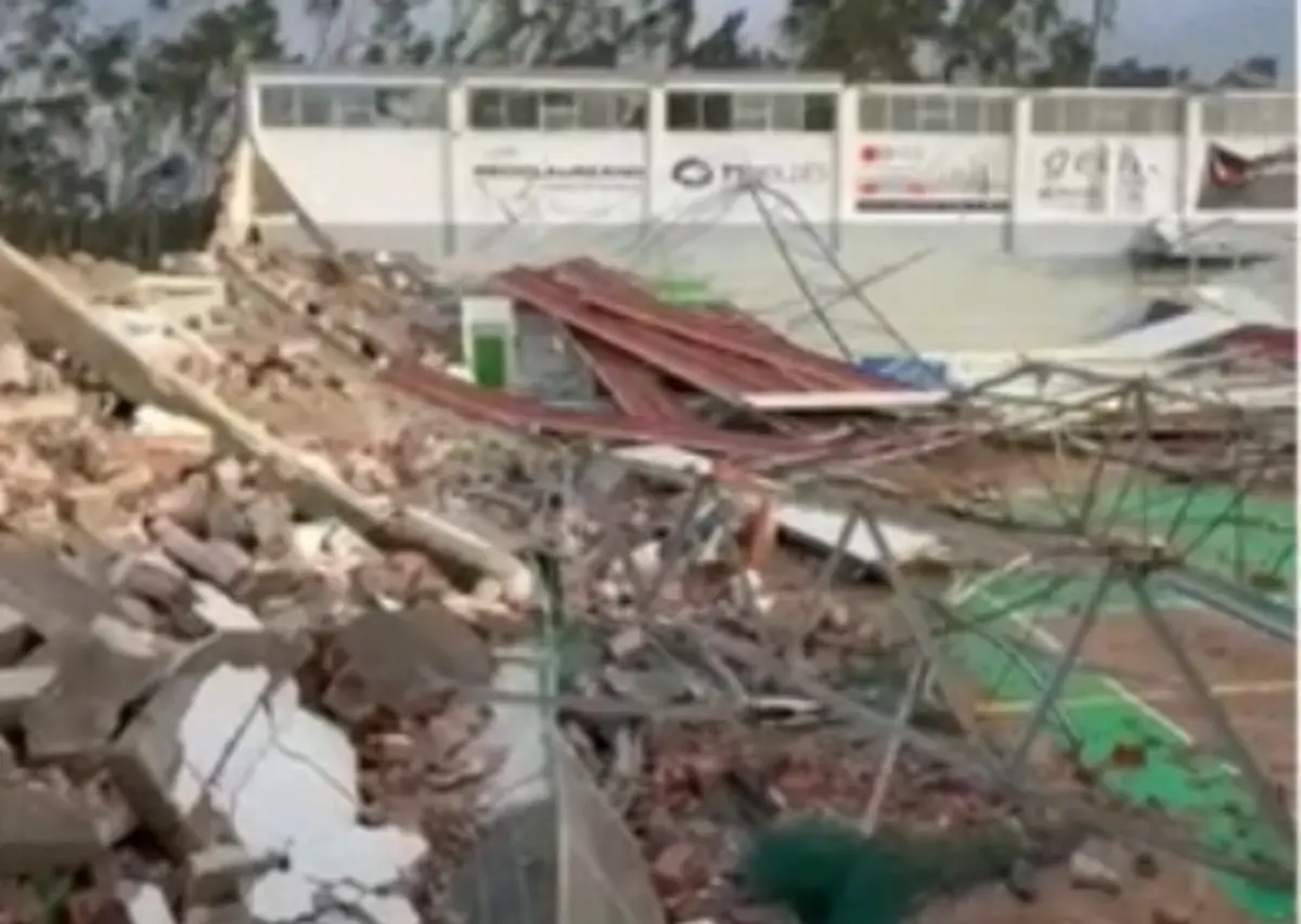 Imagem de contexto do artigo Depressão Kristin: pavilhão do SC Marinhense praticamente destruído. Veja as imagens