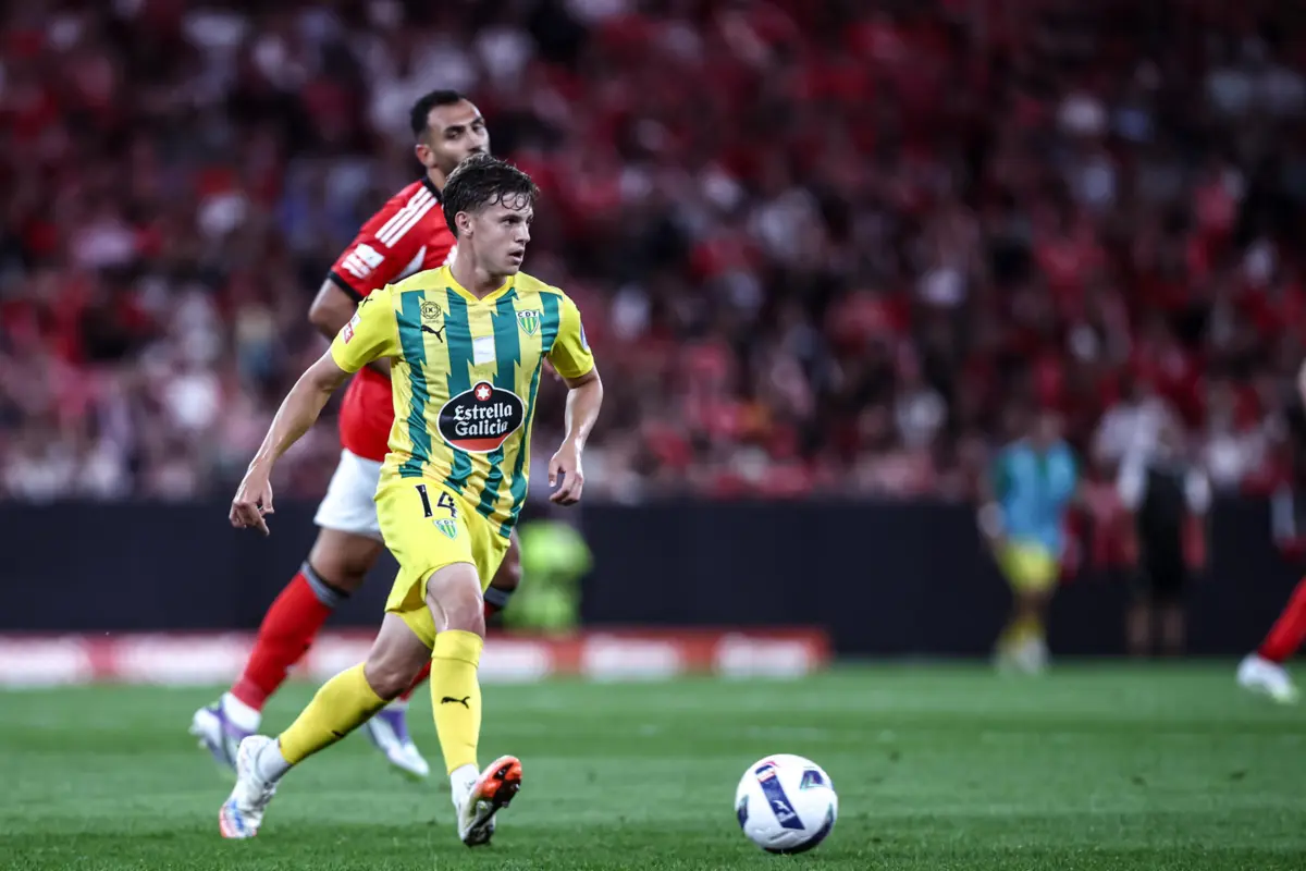 Xabi Huarte pode estar de saída do Tondela para alinhar na terceira divisão espanhola
(Mário Vasa)