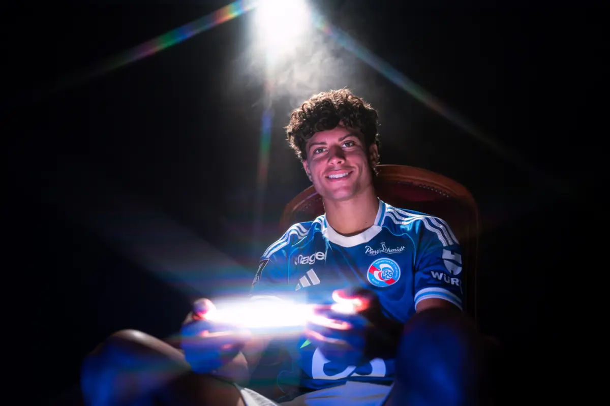 Imagem de contexto do artigo Cristóvão Carvalho critica saída de Rafael Luís do Benfica