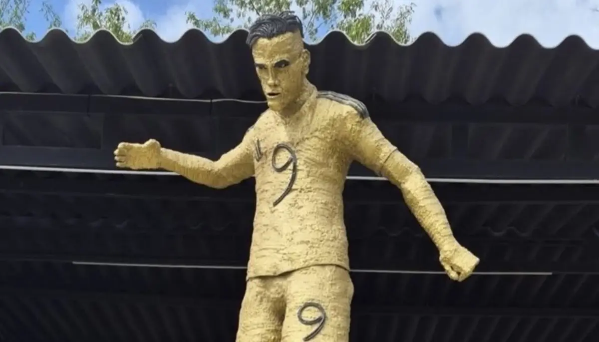 Imagem de contexto do artigo Nova estátua de Falcao na Colômbia volta a desiludir