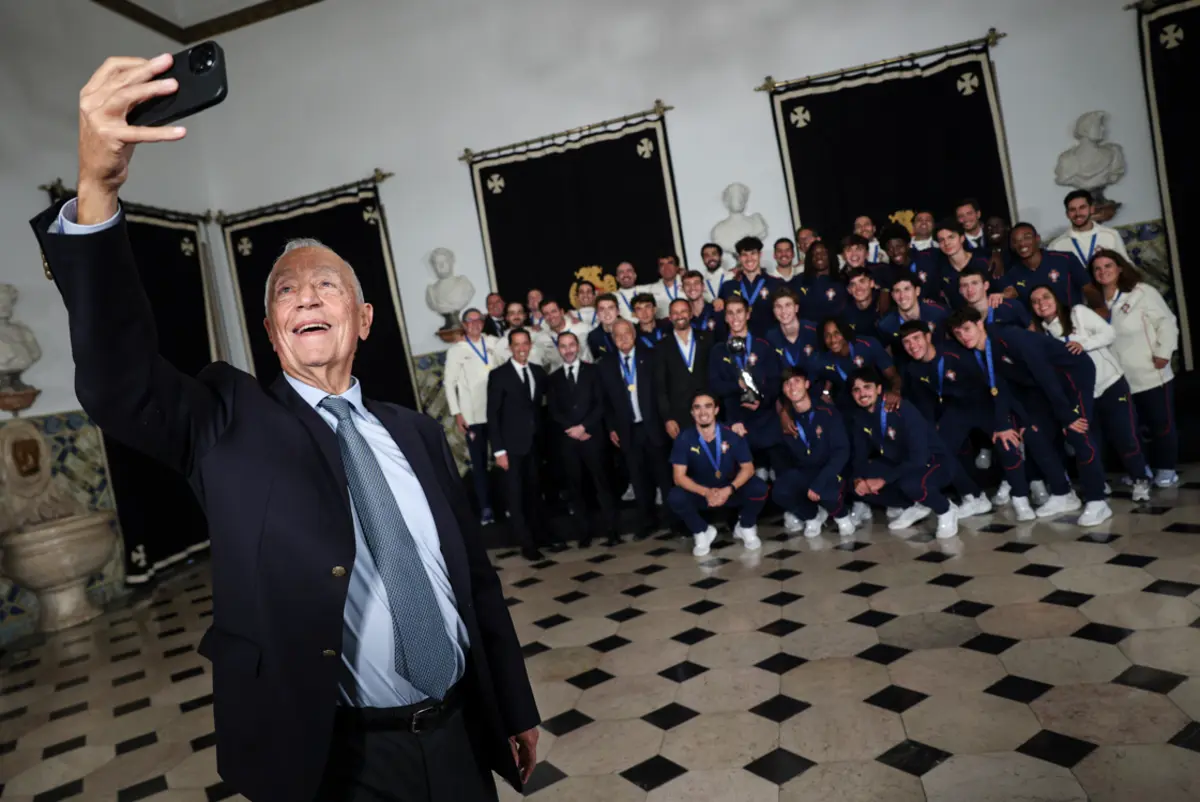 Marcelo Rebelo de Sousa e a tradicional selfie