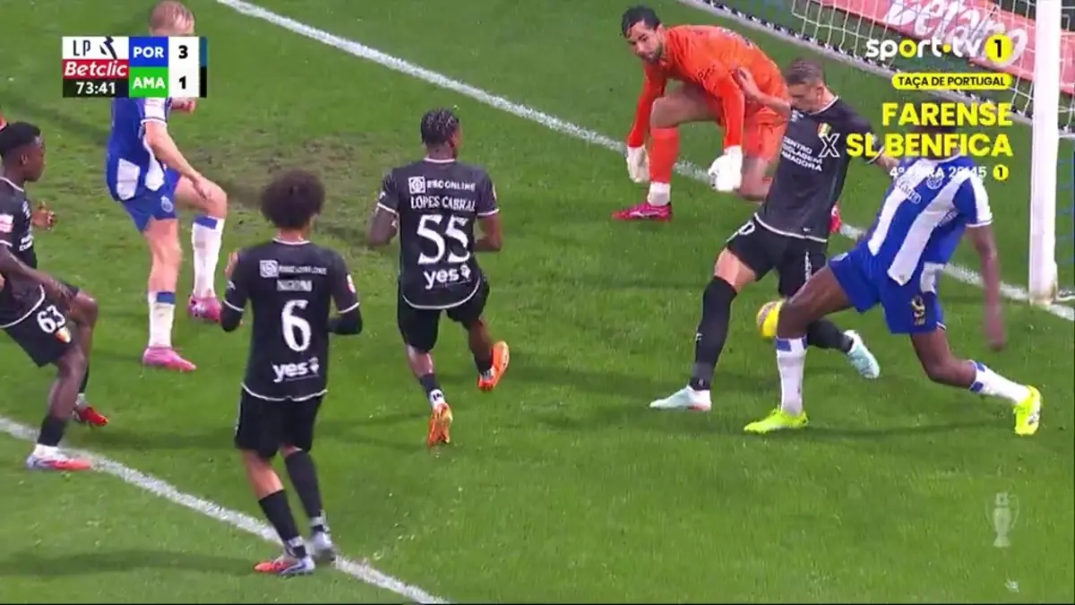 Imagem de contexto do artigo FC Porto aumenta vantagem em lance caricato. Ora veja