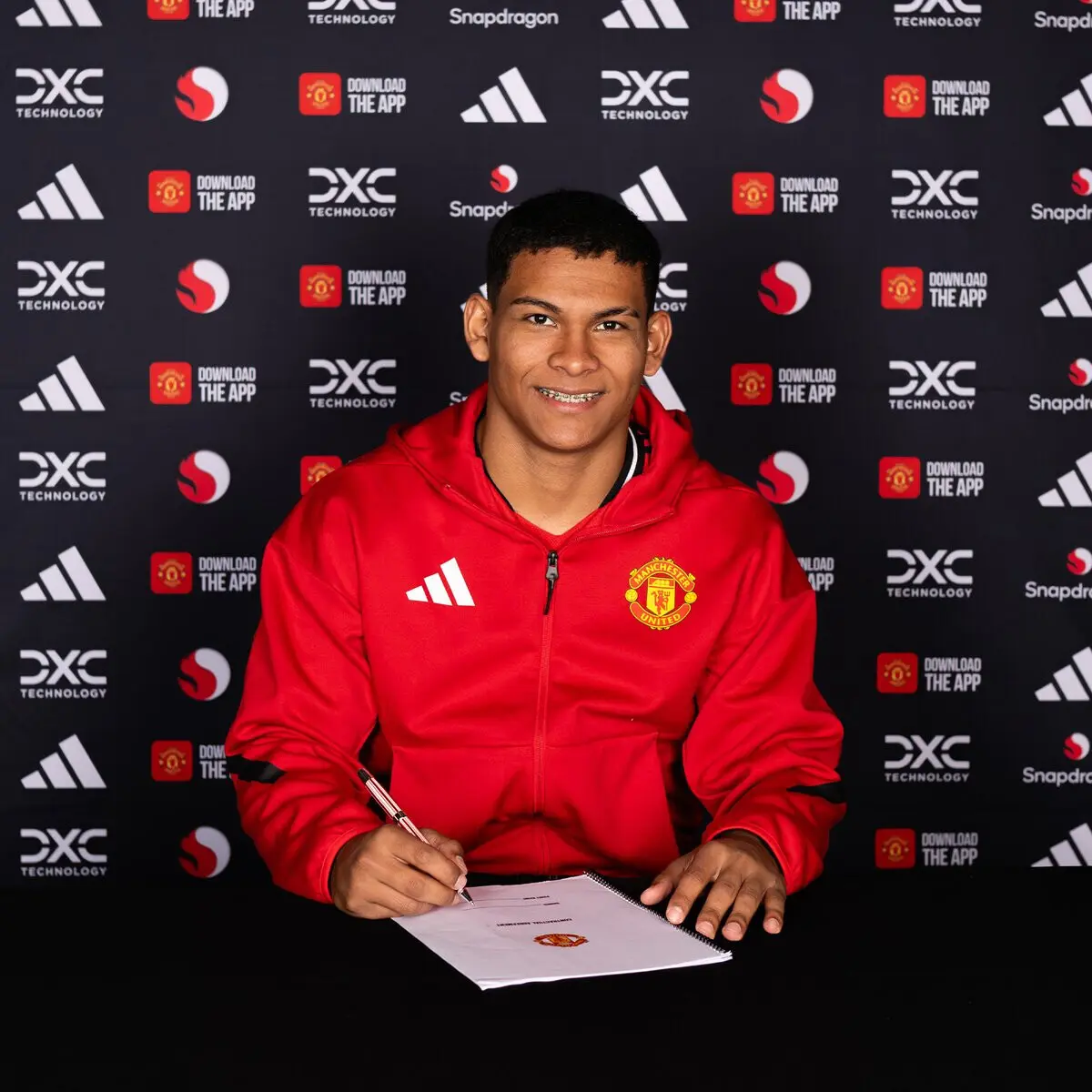Diego León (créditos: Manchester United)