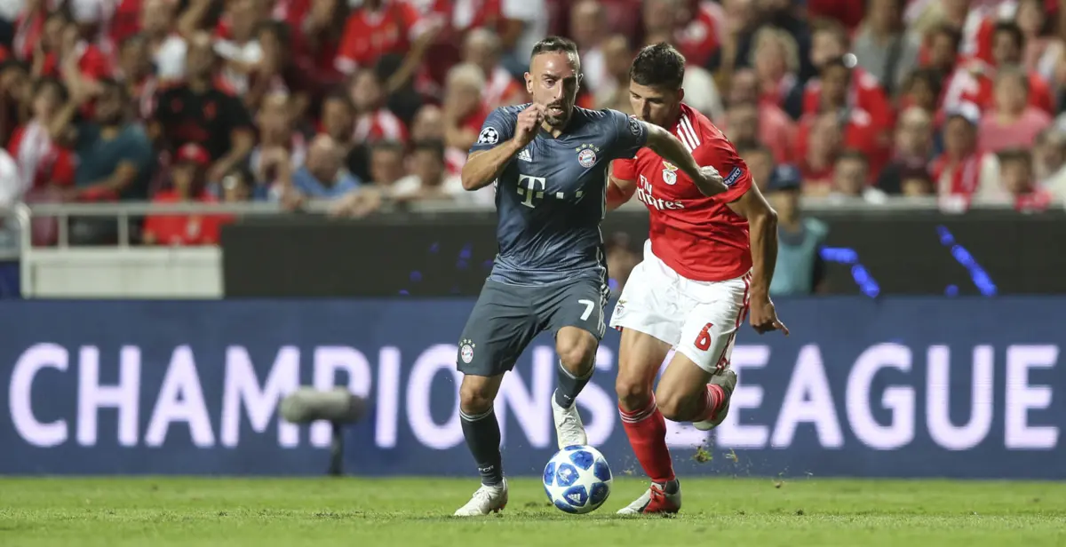 Ribéry ao serviço do Bayern, no Estádio da Luz (Créditos: Gustavo Bom)