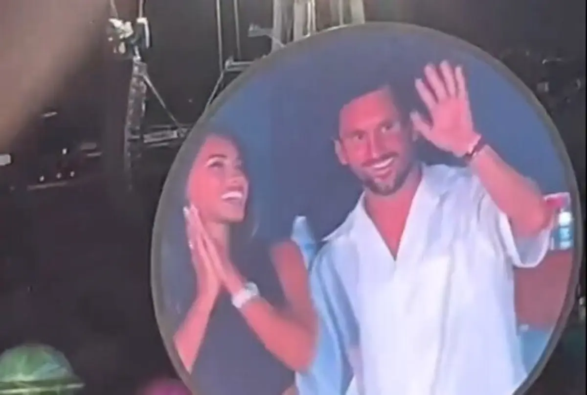Imagem de contexto do artigo Messi e Antonela Roccuzzo surgem na "kiss cam" dos Coldplay: ora veja