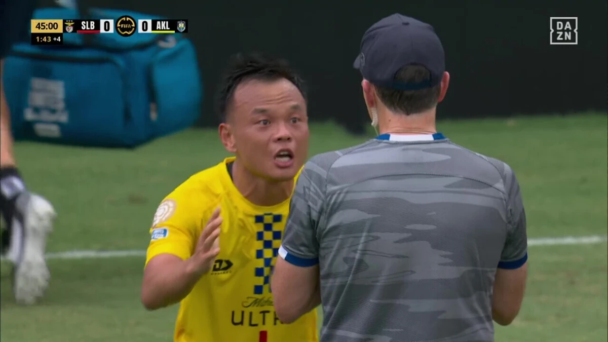 Imagem de contexto do artigo A reação de jogador do Auckland City quando o médico lhe disse que tinha de sair