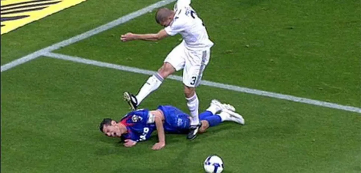 Imagem de contexto do artigo Casquero sem rancor de Pepe: "Um aperto de mão teria sido suficiente"