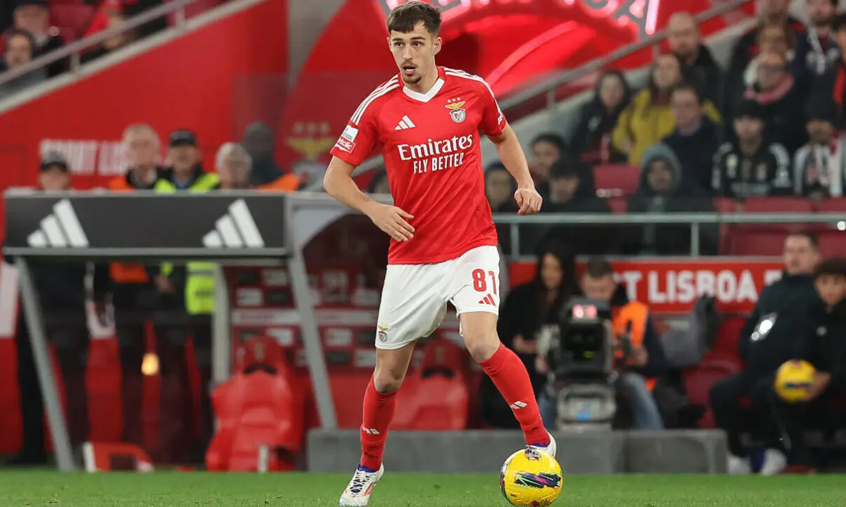 Bajrami (Créditos: Benfica)