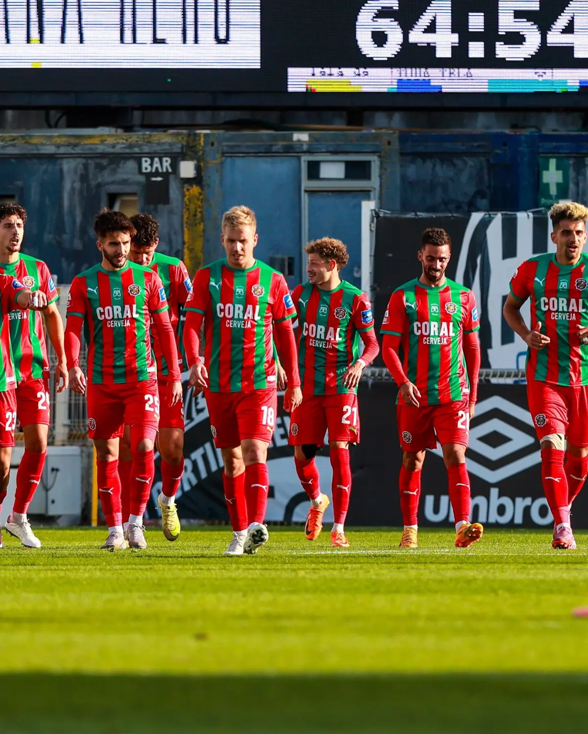 Imagem de contexto do artigo Mesmo em inferioridade numérica, Marítimo vence Portimonense e segue líder da II Liga
