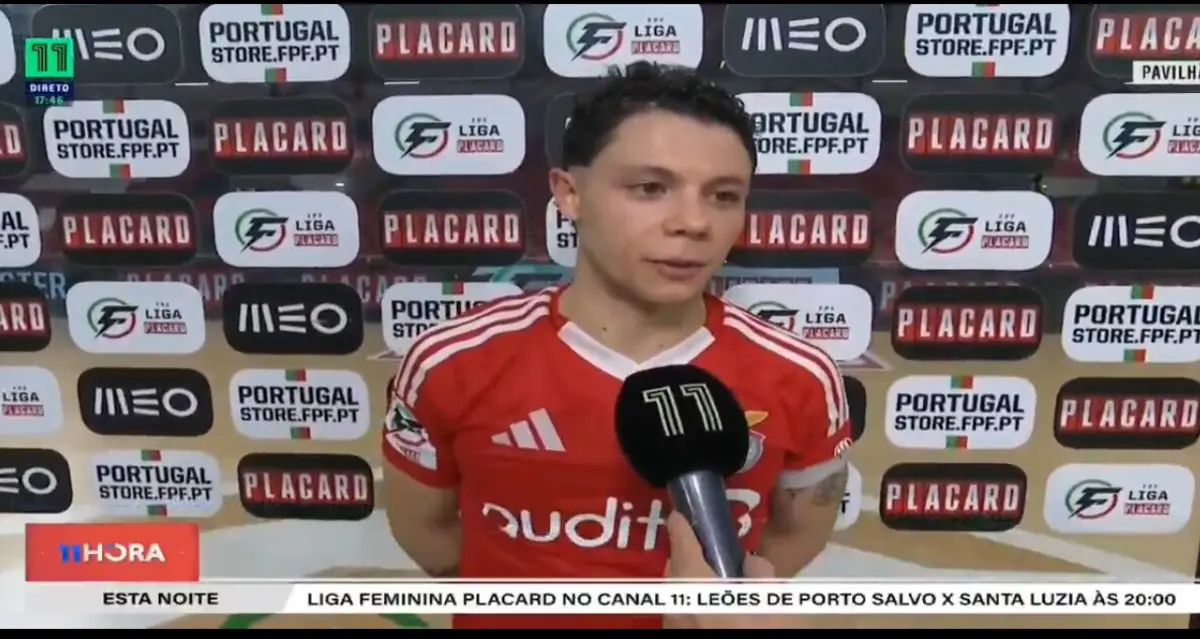 Imagem de contexto do artigo Afonso Jesus visa arbitragem após Benfica-Sporting: "O penálti não me surpreende..."