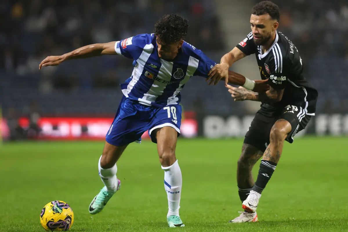 Gonçalo Borges, à esquerda (Créditos: Ivan Del Val/Global Imagens)