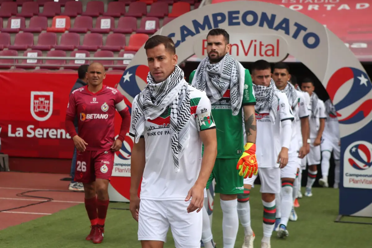 Imagem de contexto do artigo Conflito Israel-Palestina faz clube chileno disparar venda de camisolas