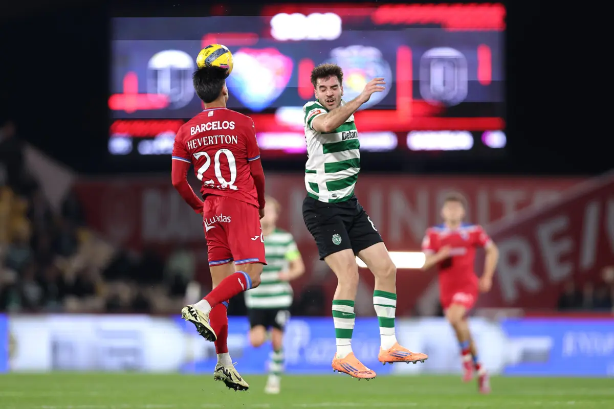 Hevertton Santos e Fotis Ioannidis