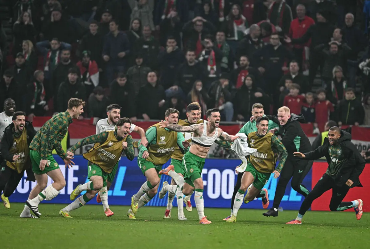 Troy Parrott foi o herói da República da Irlanda