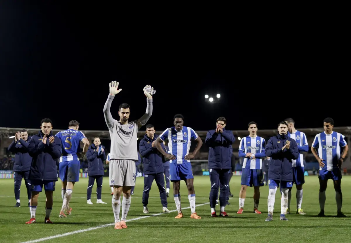 Jogadores do FC Porto agradecem aos adeptos