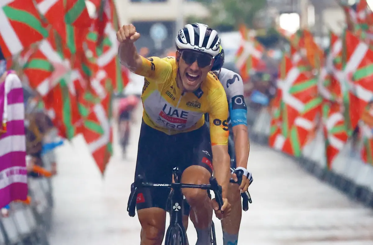 João Almeida (Créditos: UAE Team Emirates)