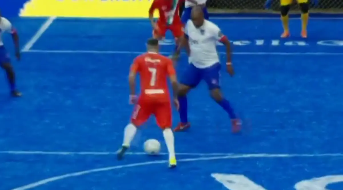 Imagem de contexto do artigo A trivela está afinada: veja o golaço de Quaresma num torneio no Brasil