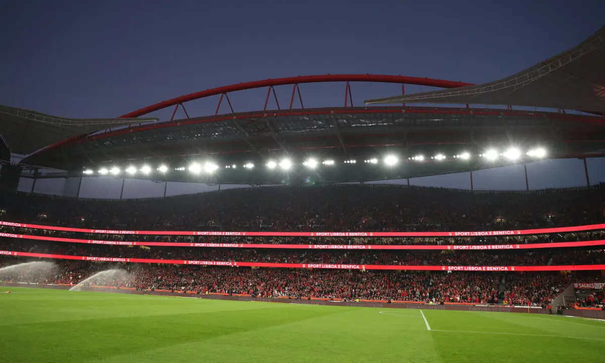 Imagem de contexto do artigo Benfica tem de devolver dinheiro cobrado em excesso a adeptos do Atlético de Madrid