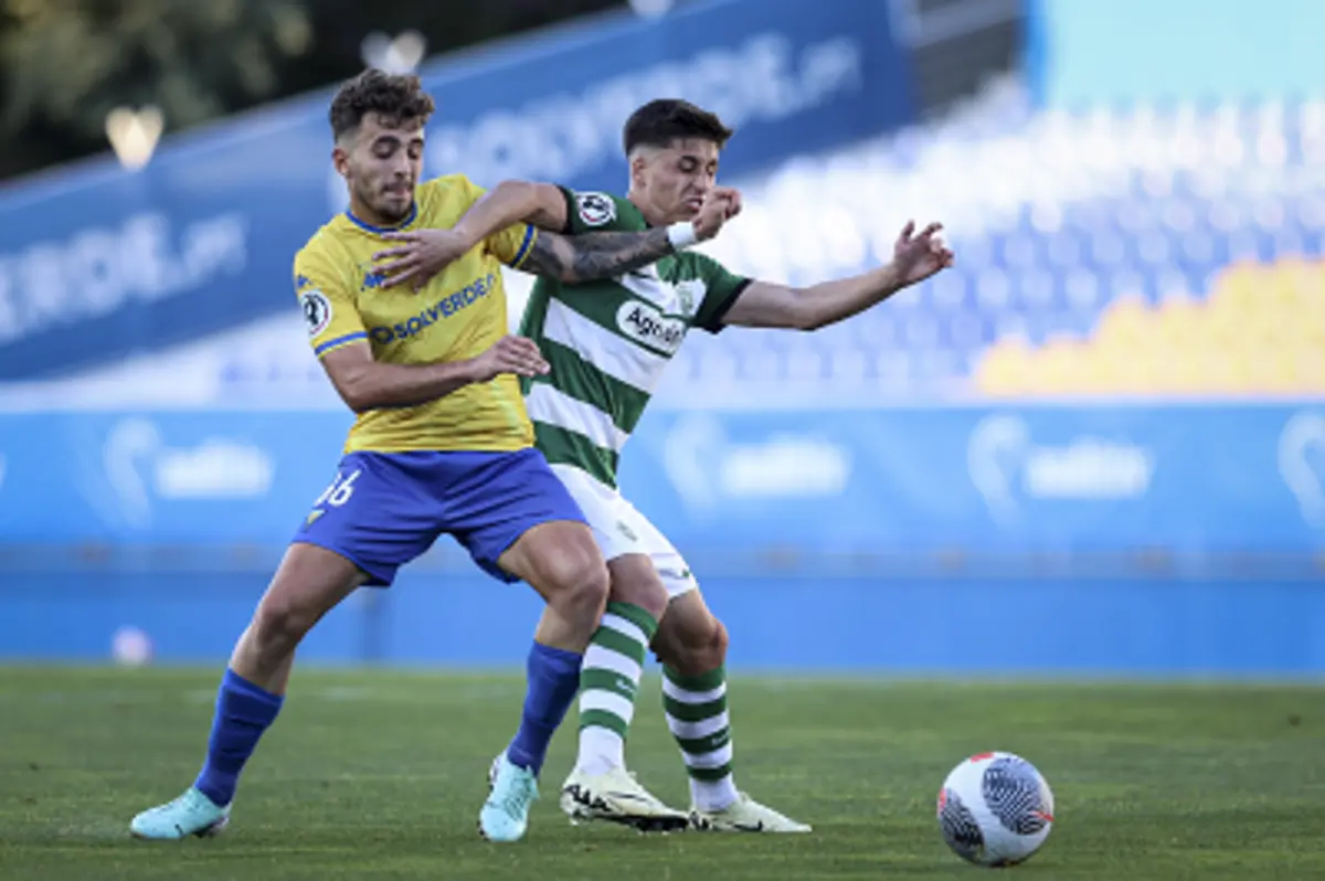 Empate no Estoril-Sporting adia título da Liga Revelação (créditos: FPF)