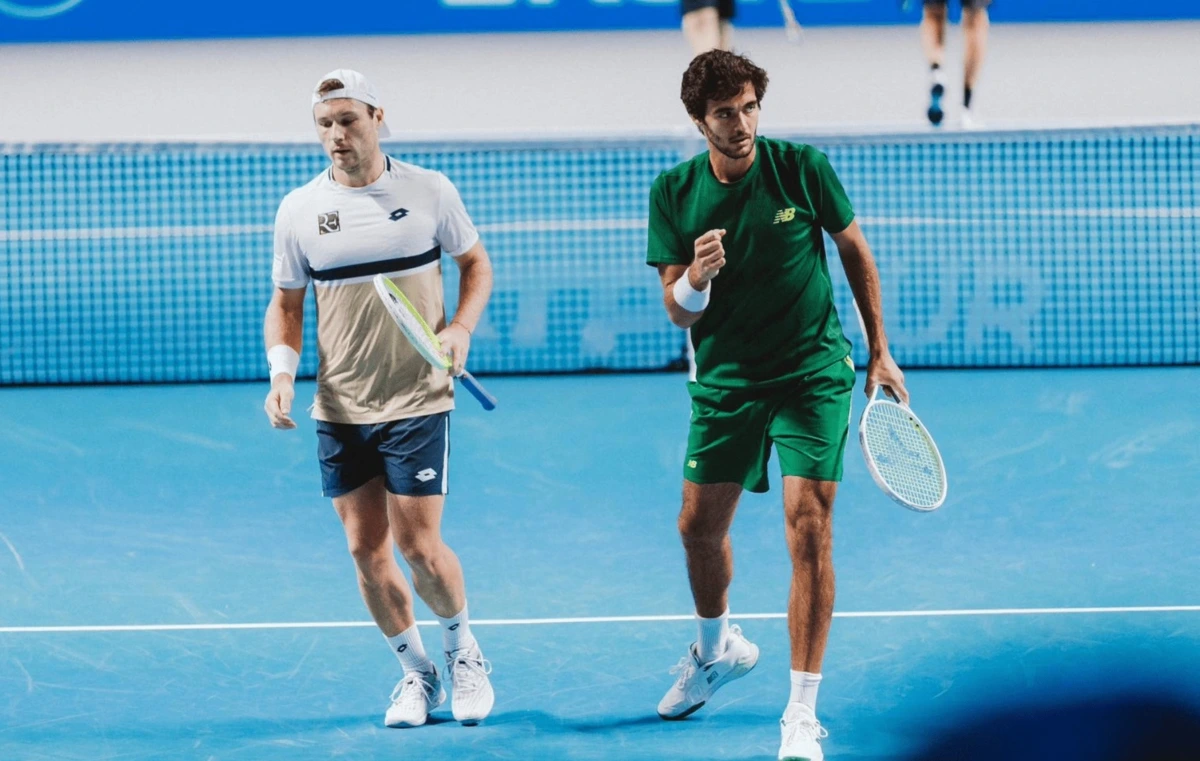 Francisco Cabral (à direita) e Lucas Miedler