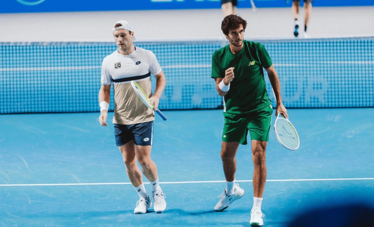 Francisco Cabral (à direita) e Lucas Miedler