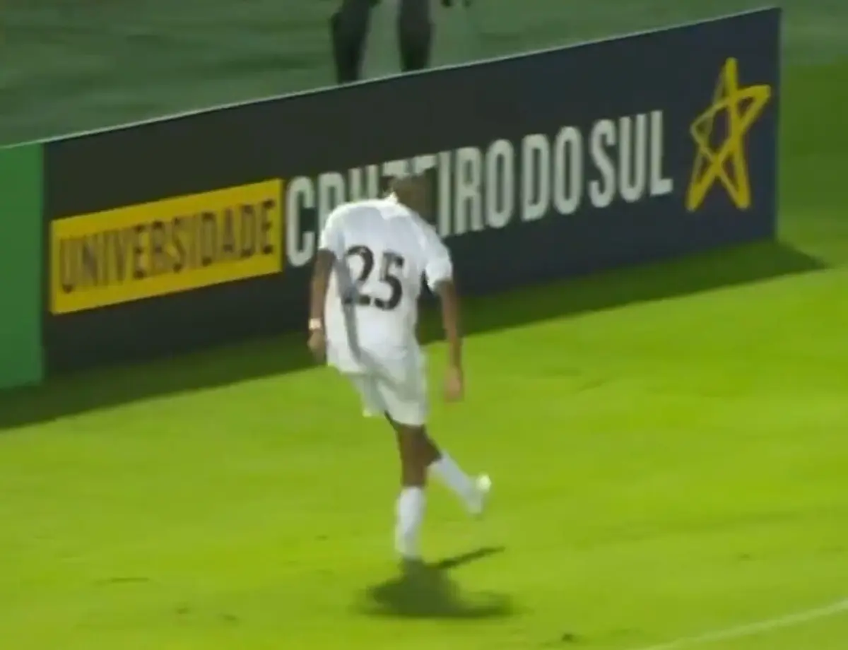 Imagem de contexto do artigo Filho de Robinho marcou e festejou a recriar as jogadas do pai: veja o vídeo