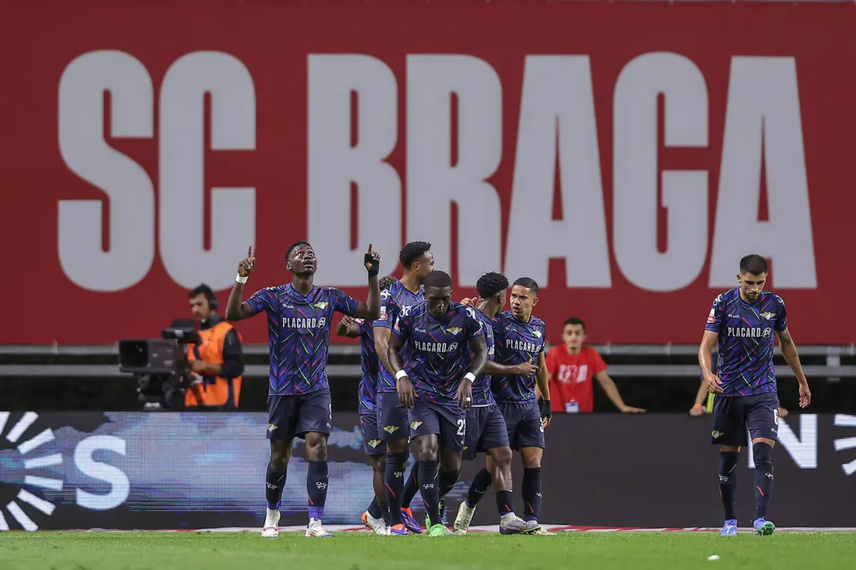 Nlavo Asué marcou em Braga (Créditos: Miguel Pereira/Global Imagens)