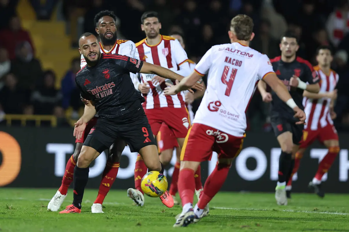 Imagem de contexto do artigo Arthur Cabral está em dúvida para a receção do Benfica ao Estoril