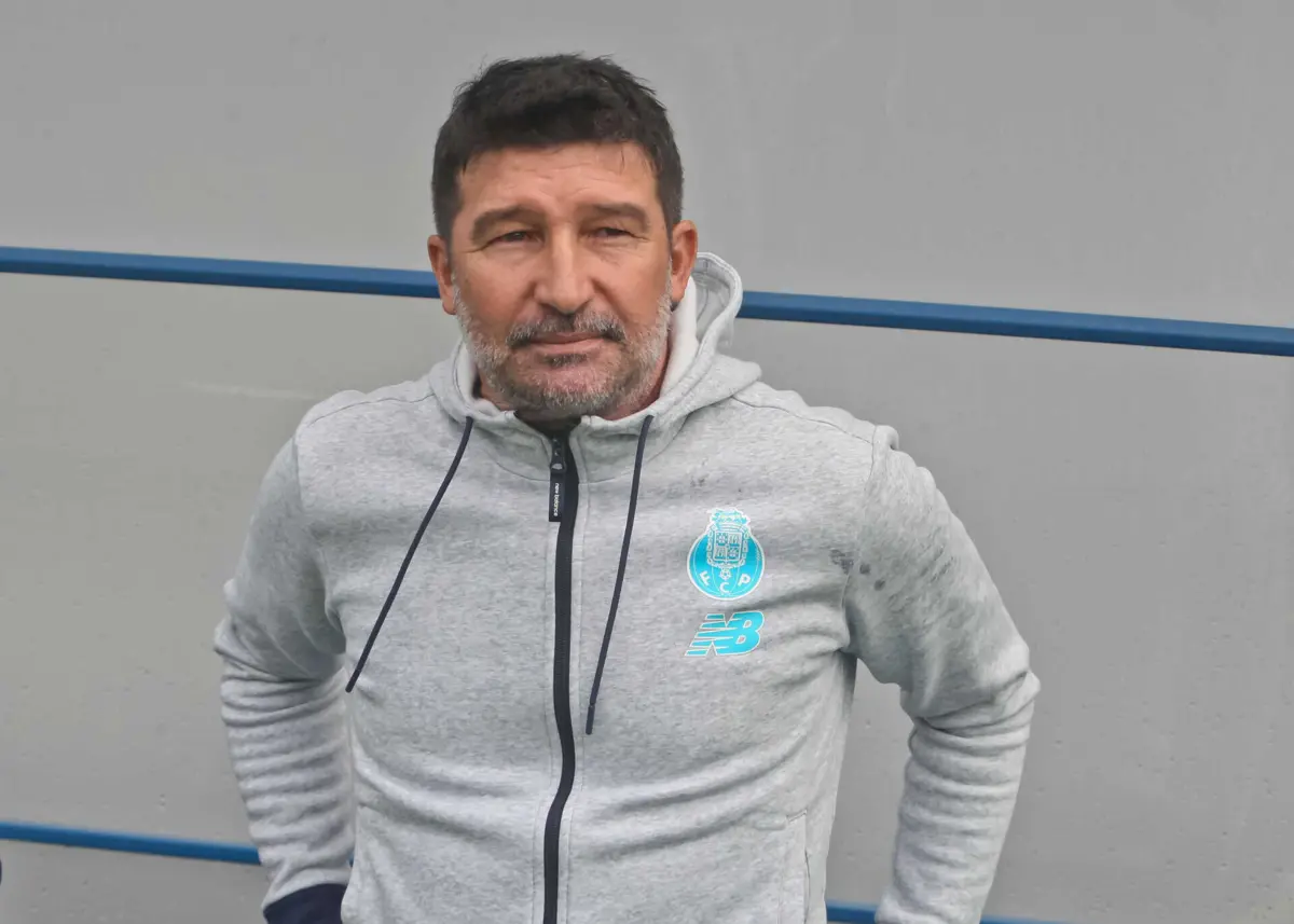 Imagem de contexto do artigo Oficial: António Folha de saída do FC Porto