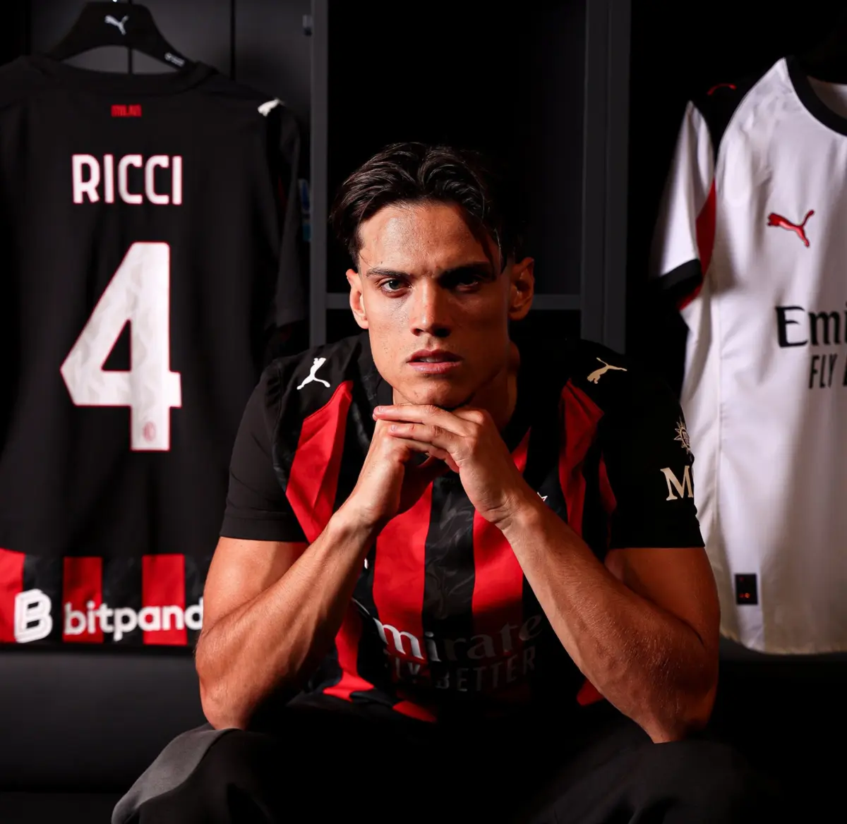 Imagem de contexto do artigo Oficial: Milan apresenta médio ex-Torino e internacional italiano