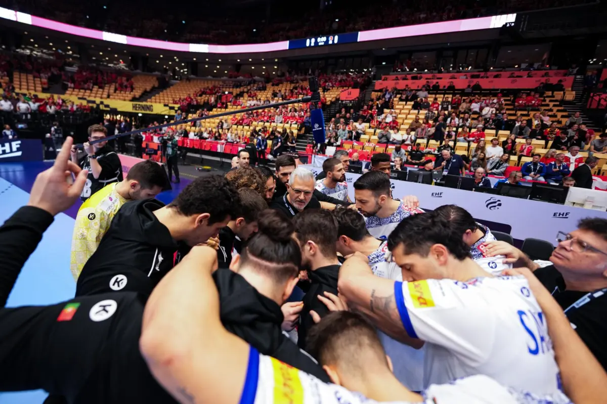 Imagem de contexto do artigo A mais dura lição da história: Portugal derrotado pela França no Europeu de andebol