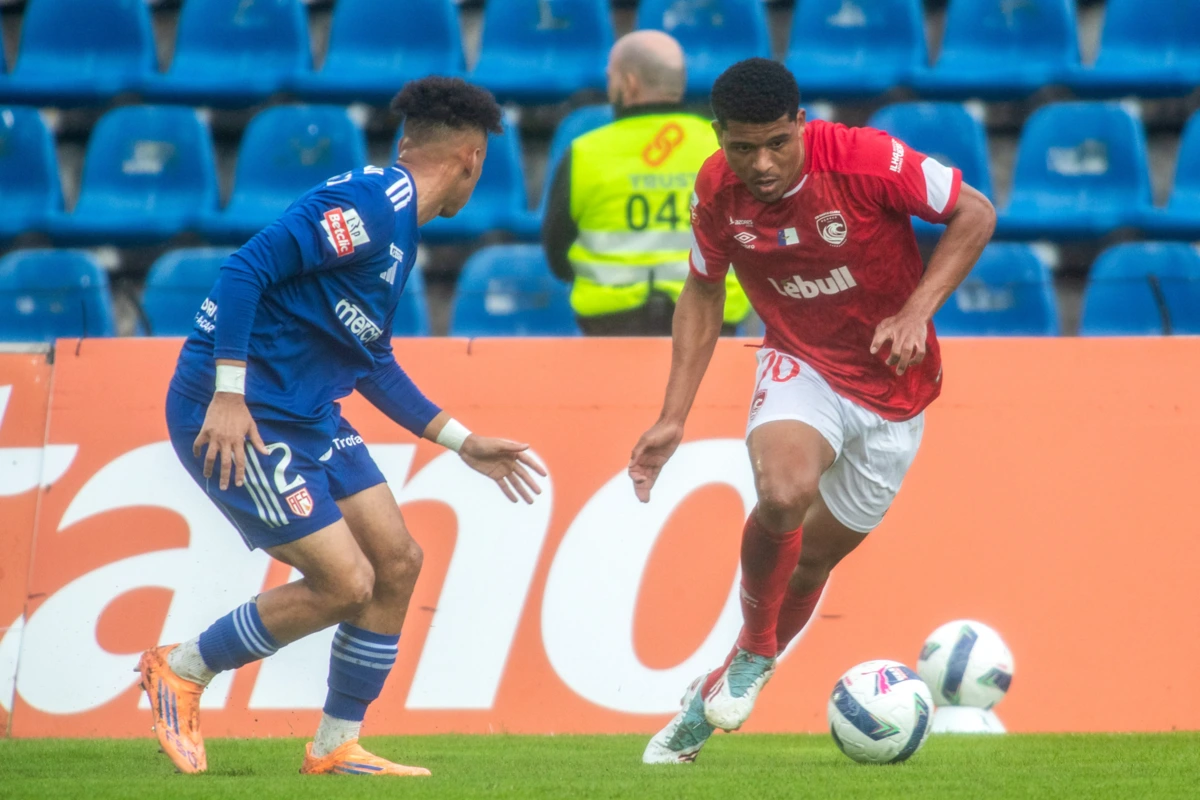 Santa Clara venceu nos Açores