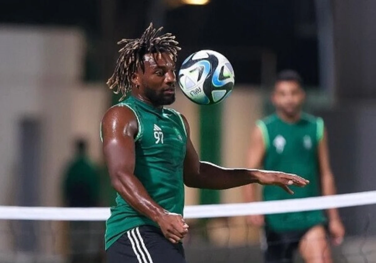 Saint-Maximin (créditos: Instagram)