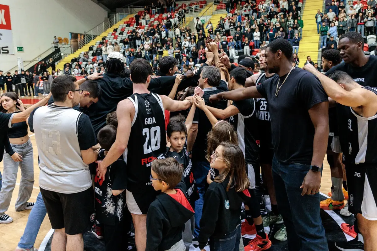 Reprodução Facebook Ovarense Basquetebol