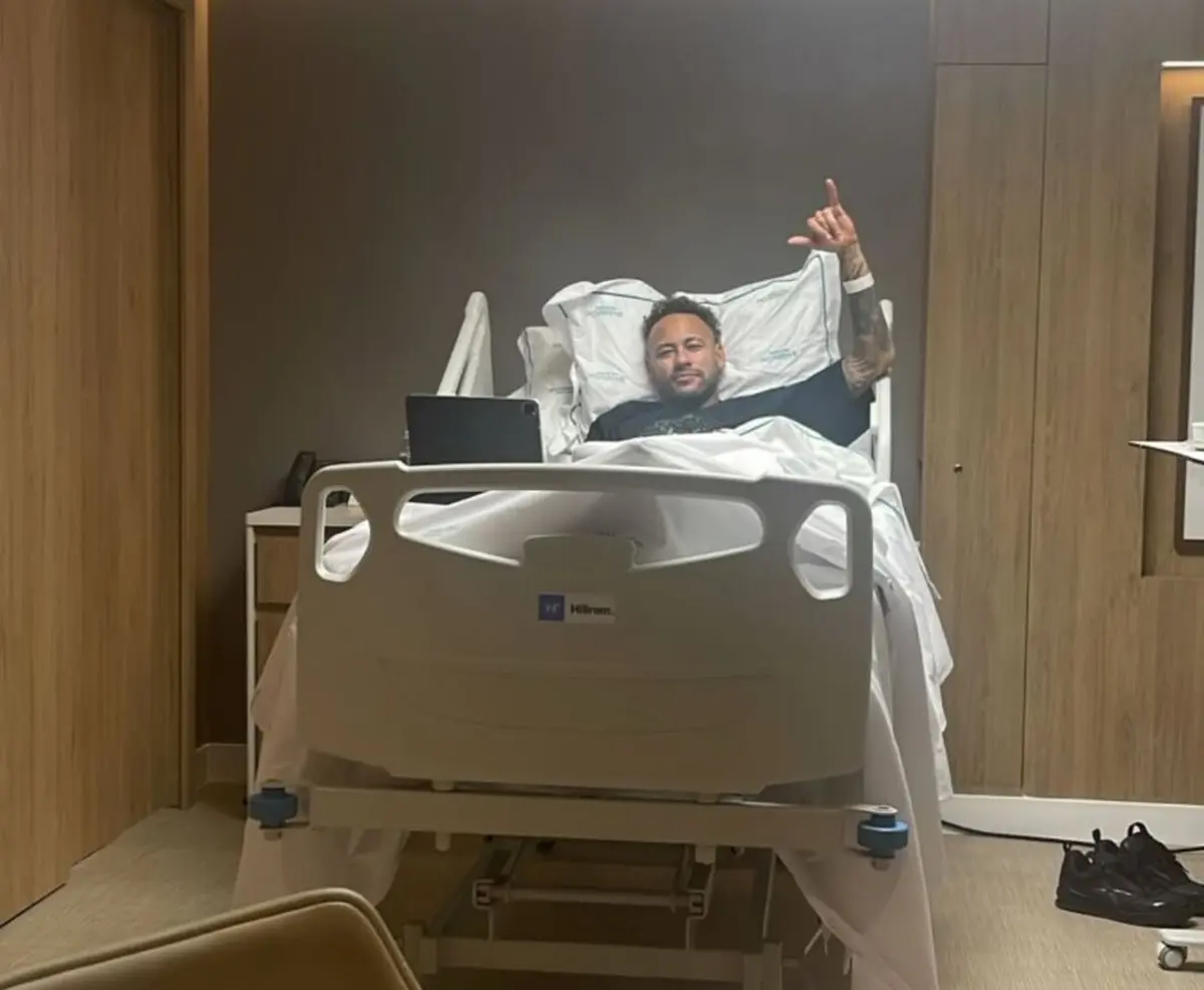 Neymar foi operado em Belo Horizonte