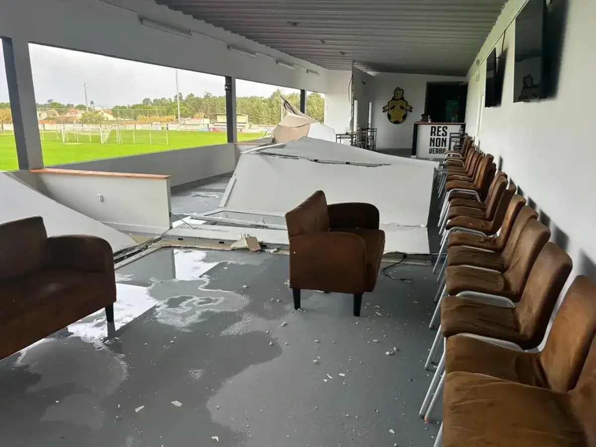 Imagem de contexto do artigo Depressão Kristin: complexo desportivo do GD Samora Correia com danos