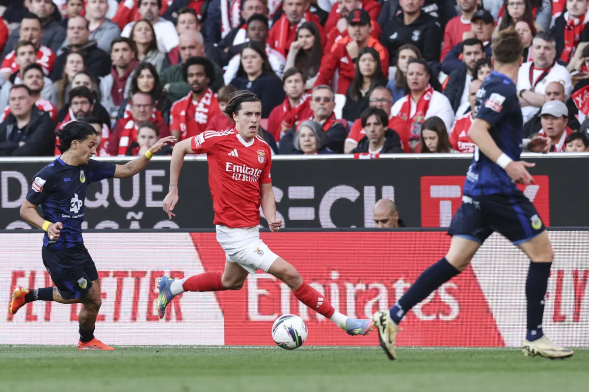 Carreras no jogo frente ao Arouca (Créditos: Lusa)