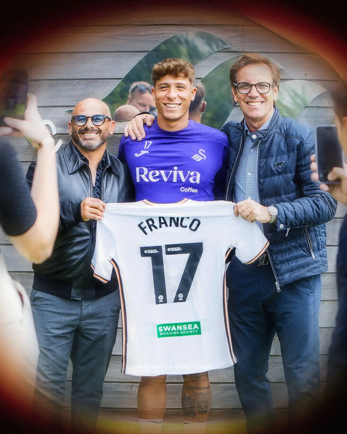 Imagem de contexto do artigo Swansea apresenta Franco e tudo começa num restaurante