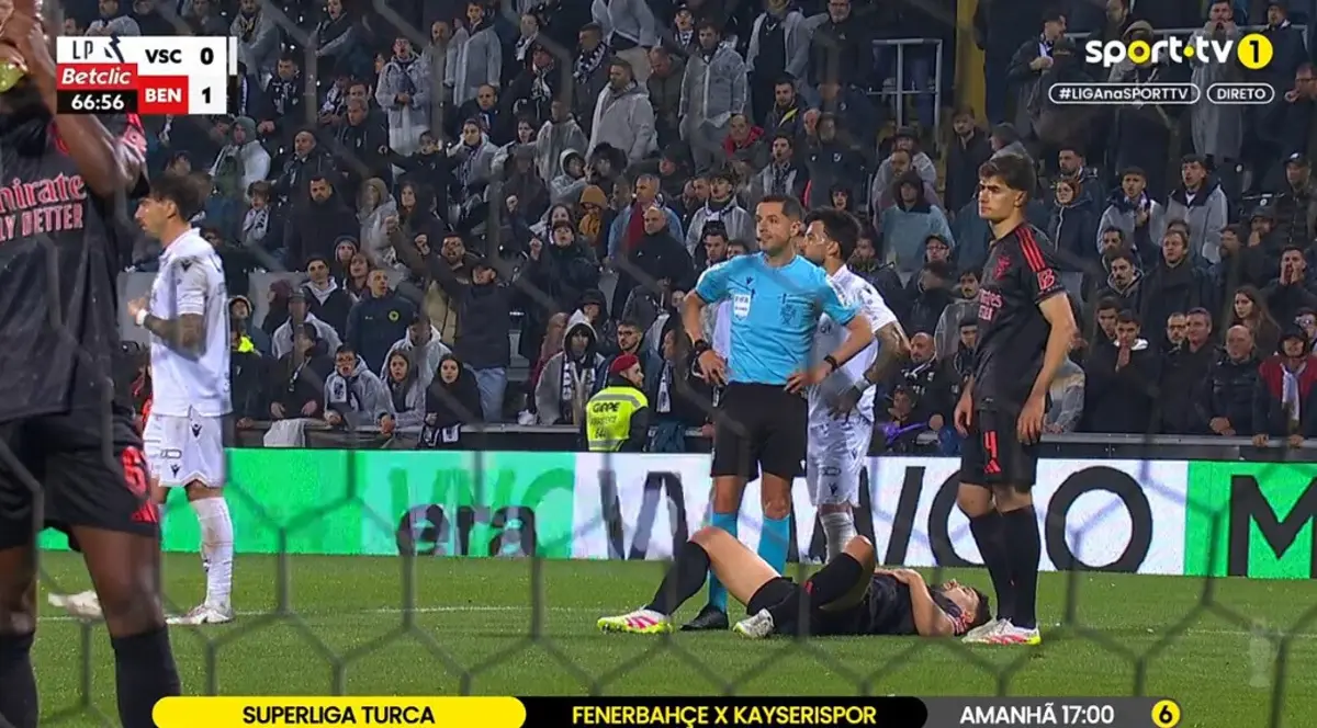Imagem de contexto do artigo Depois de Di María, Tomás Araújo também deixou campo com queixas físicas