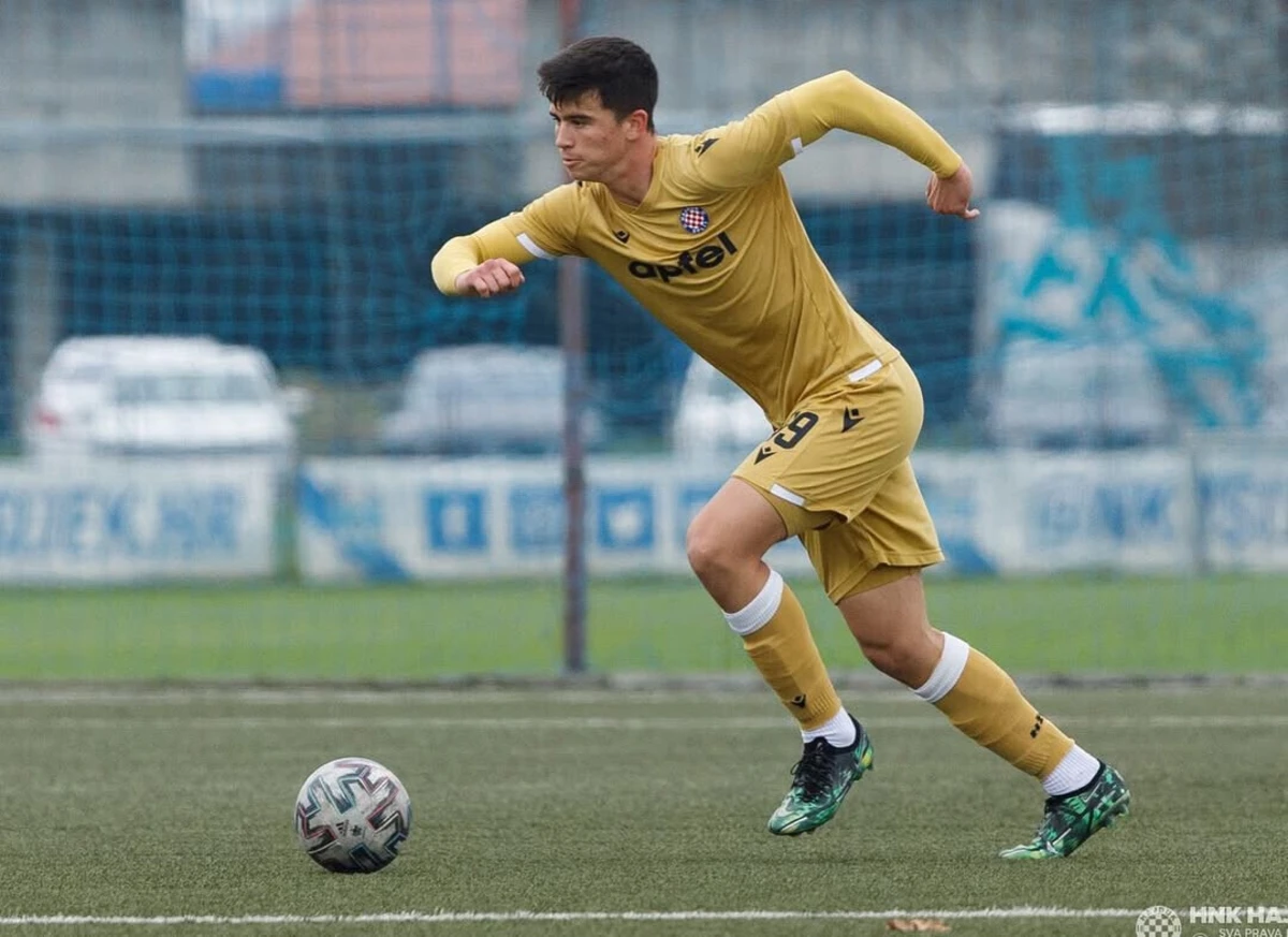 Imagem de contexto do artigo "O FC Porto é o passo certo para Prpic e a transferência está no bom caminho"