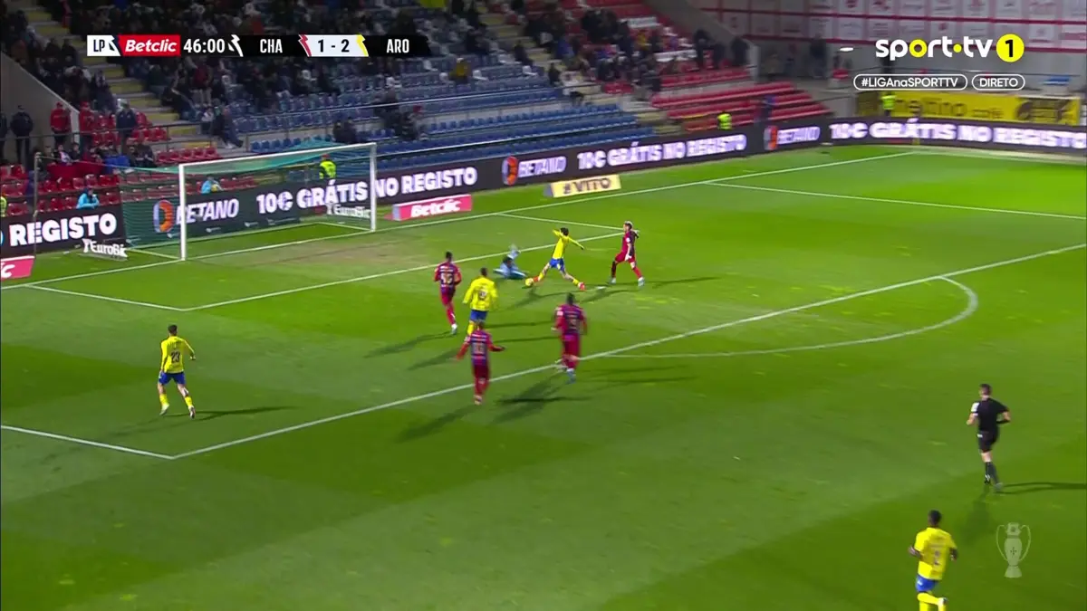 Imagem de contexto do artigo Chaves-Arouca: visitantes aumentam a vantagem por Jason. Ora veja