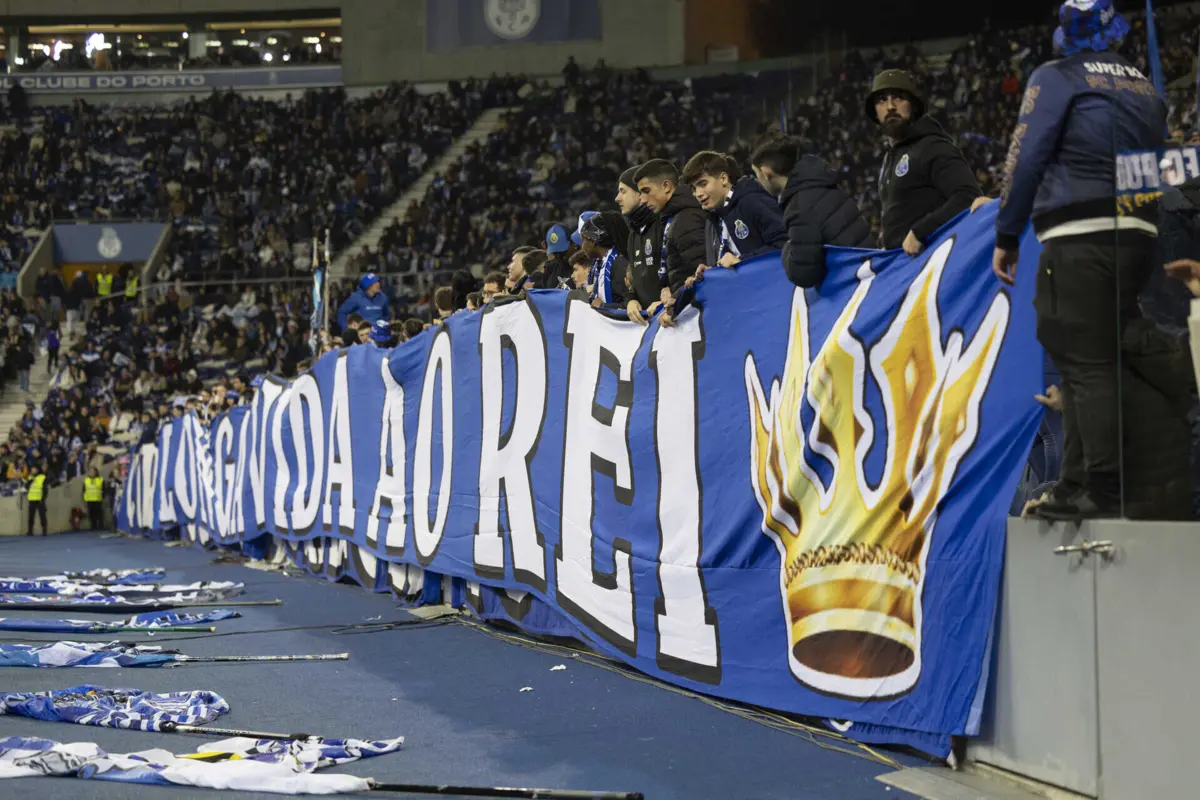 Imagem de contexto do artigo "Legado de Pinto da Costa é eterno", apontam Super Dragões