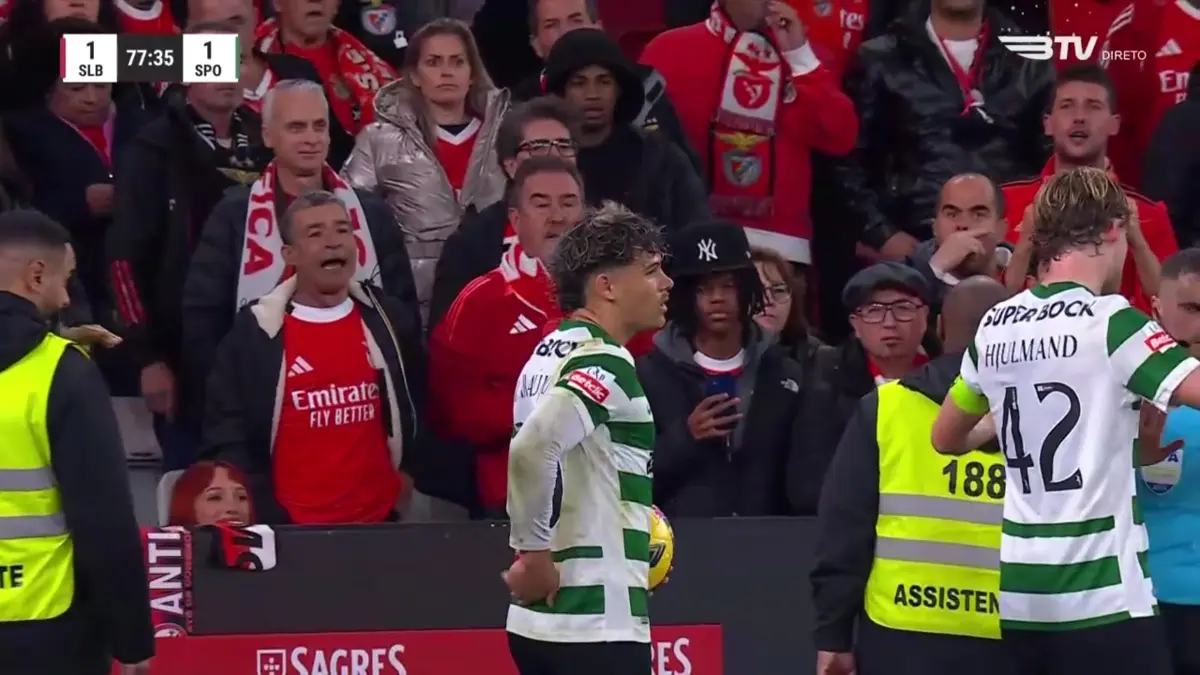 Imagem de contexto do artigo Desentendimento entre Maxi Araújo e adeptos do Benfica: lateral queixou-se de ser atingido com objeto