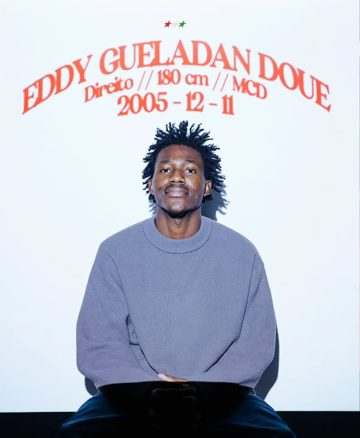 Imagem de contexto do artigo Agora é oficial: Eddy Doué vai dos sub-21 do PSG para o Estrela da Amadora